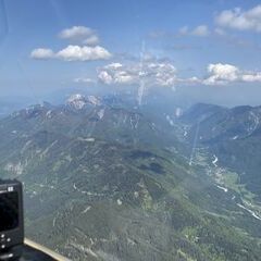 Flugwegposition um 14:07:13: Aufgenommen in der Nähe von Municipality of Kranjska Gora, Slowenien in 2460 Meter